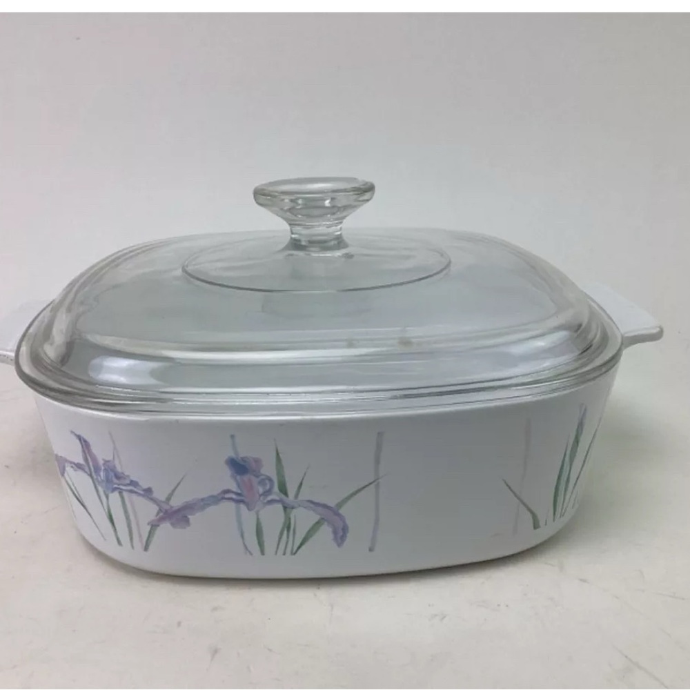 Corning Ware Shadow Iris  A-2-B - 2 Liter 2 qt Covered Casserole with lid